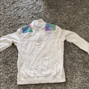 Vineyard vines sweatshirt